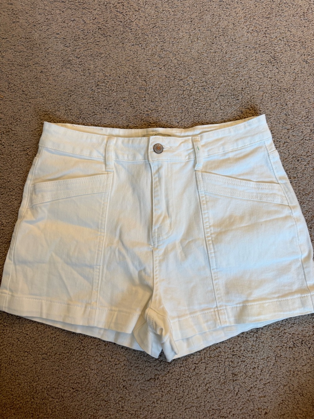 NWT Luvamia White High-Rise Utility Shorts L